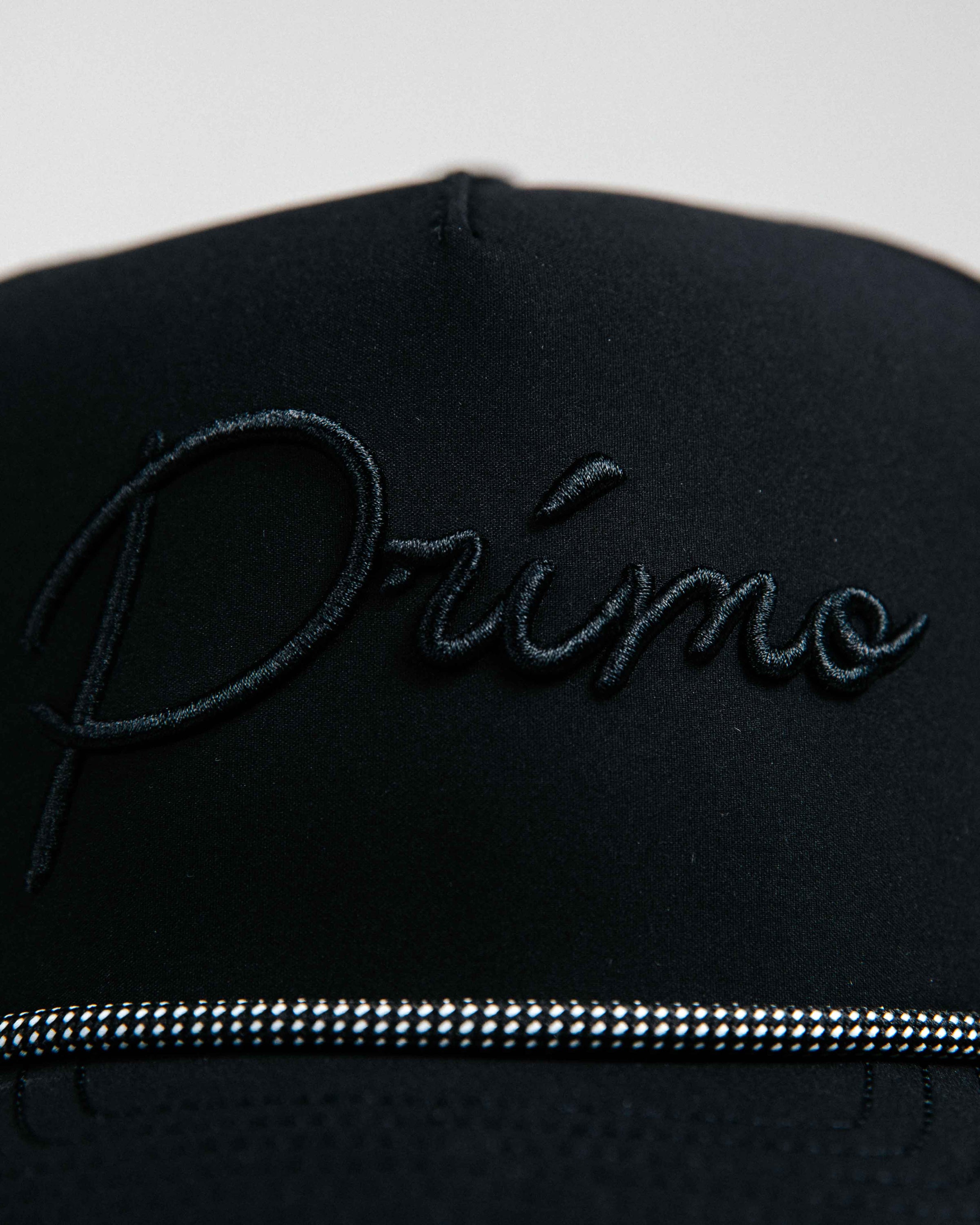 Black Monochrome Cursive Hat – Primo Golf Apparel