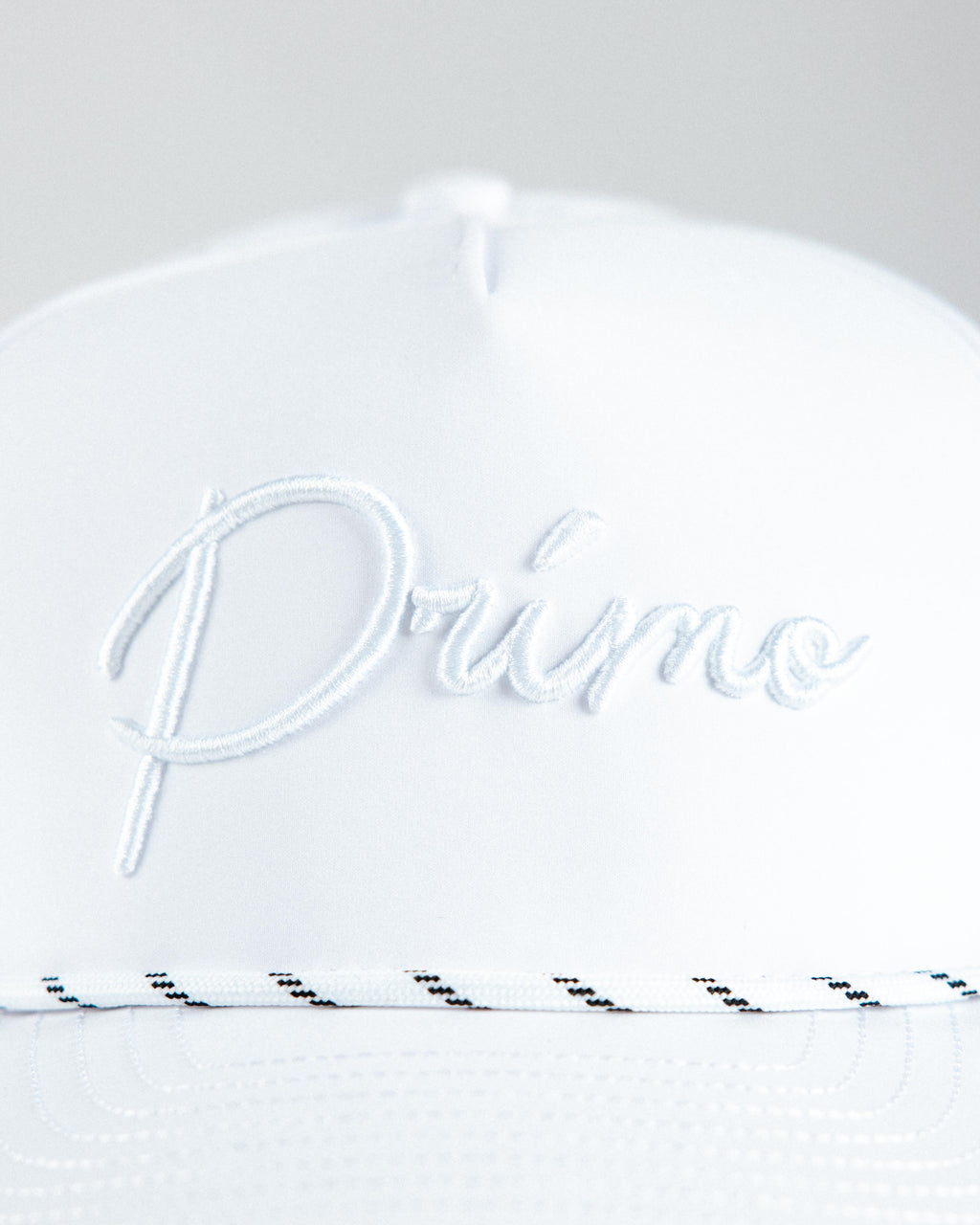 White Monochrome Cursive Hat – Primo Golf Apparel